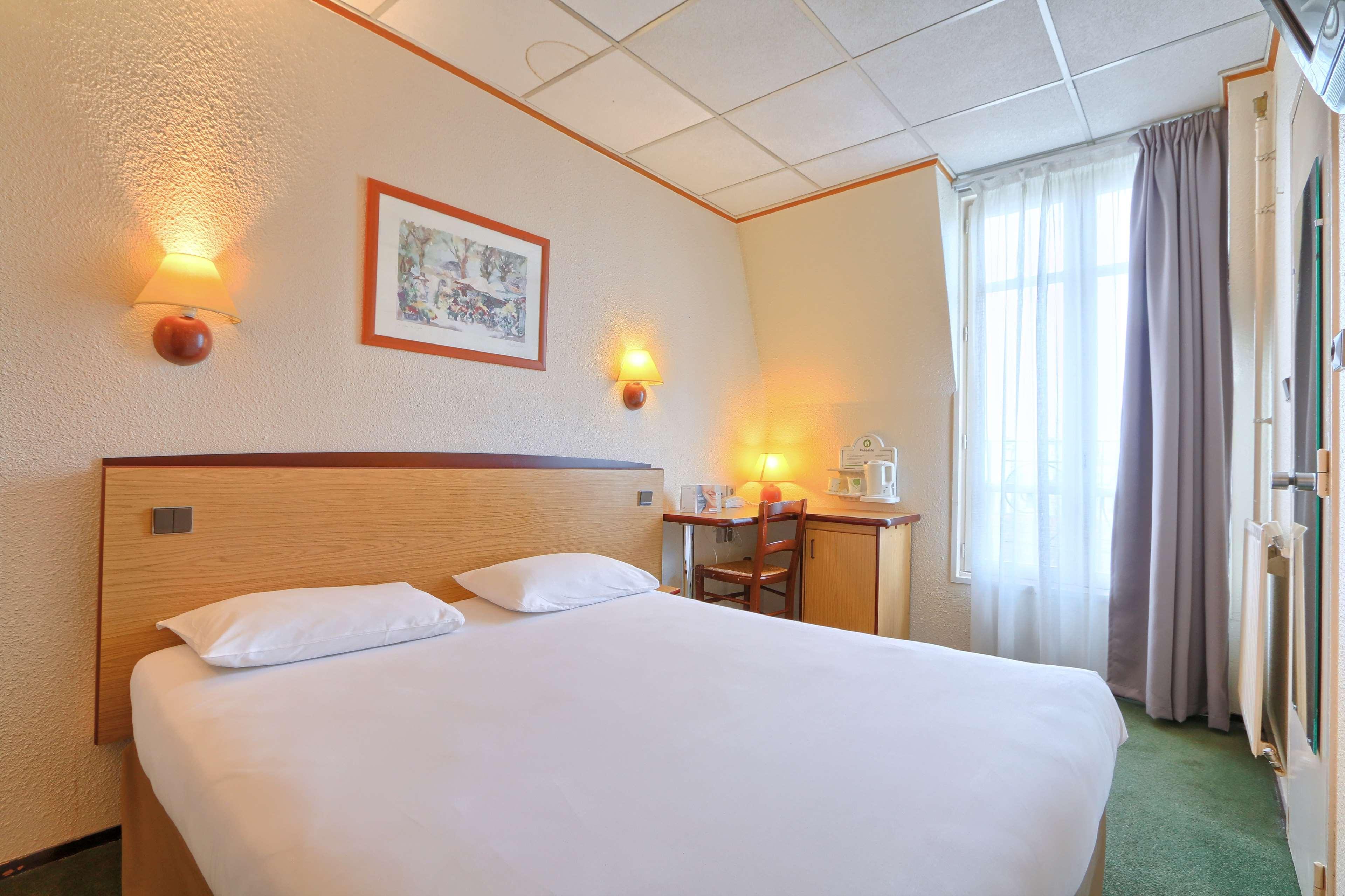Campanile Paris Ouest - Boulogne Hotel Exterior foto